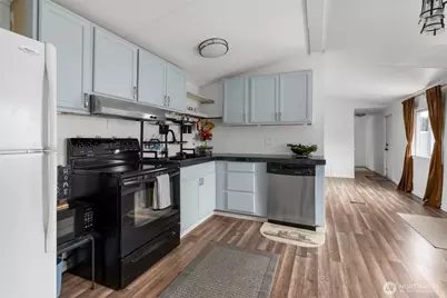 700 NW Crosby Avenue #164, Oak Harbor, WA 98277 - Photo 14