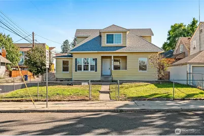 415 Palouse Street, Wenatchee, WA 98801 - Photo 1