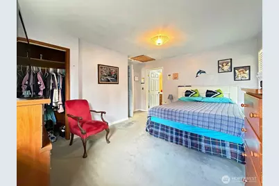 5029 West View Drive, Everett, WA 98203 - Photo 10