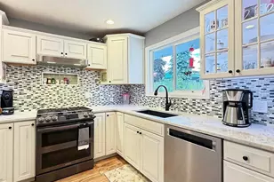 5029 W View Dr, Everett, WA 98203 - Photo 6
