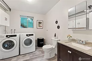 318 228th St SE, Bothell, WA 98021 - Photo 32