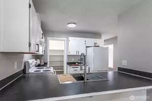 1320 S I St, Tacoma, WA 98405 - Photo 8
