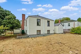 11032 Dayton Ave N, Seattle, WA 98133 - Photo 10