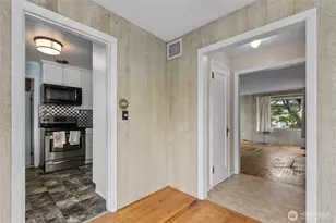 11032 Dayton Ave N, Seattle, WA 98133 - Photo 18