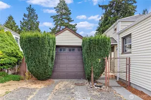 11032 Dayton Ave N, Seattle, WA 98133 - Photo 12
