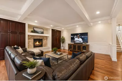 24121 NE 1st Place, Sammamish, WA 98074 - Photo 10