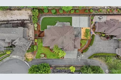 24121 NE 1st Place, Sammamish, WA 98074 - Photo 24
