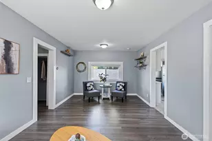 1712 11th St, Bremerton, WA 98337 - Photo 6