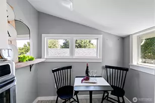 1712 11th St, Bremerton, WA 98337 - Photo 10