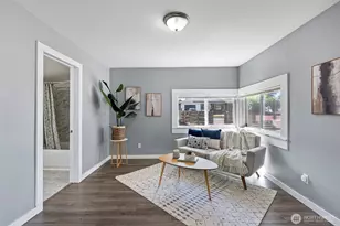 1712 11th St, Bremerton, WA 98337 - Photo 4