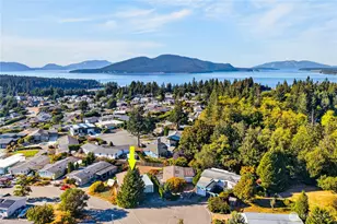 2204 Bane Pl, Anacortes, WA 98221 - Photo 2