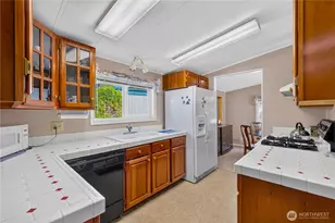 2204 Bane Pl, Anacortes, WA 98221 - Photo 14