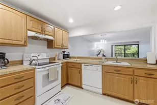 6702 139th Ave NE, Redmond, WA 98052 - Photo 18