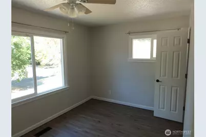 4539 S L Street, Tacoma, WA 98418 - Photo 8