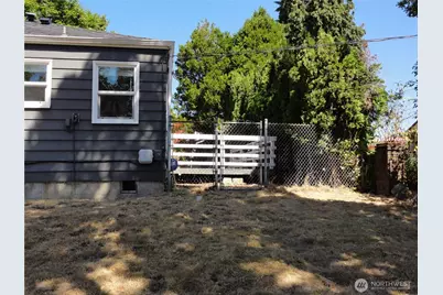 4539 S L Street, Tacoma, WA 98418 - Photo 2
