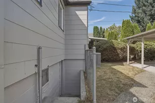1709 S 35th St, Tacoma, WA 98418 - Photo 34