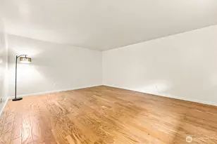 612 Prospect St, Seattle, WA 98109 - Photo 4