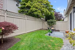7823 196th St SW, Edmonds, WA 98026 - Photo 32