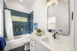 212 N 115th St, Seattle, WA 98133 - Photo 18