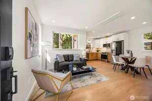 212 N 115th St, Seattle, WA 98133 - Photo 4