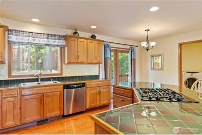 3215 Rickey Road NE, Bremerton, WA 98310 - Photo 10