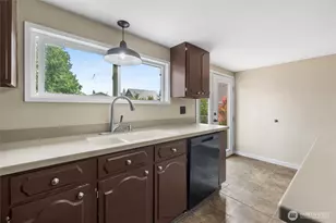 213 Reed St, Sedro Woolley, WA 98284 - Photo 14
