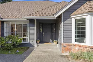 5816 Chennault Beach Dr, Mukilteo, WA 98275 - Photo 4