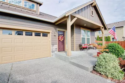 312 Shannon Avenue, Sedro Woolley, WA 98284 - Photo 2