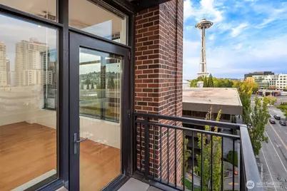 2911 2nd Avenue #902, Seattle, WA 98121 - Photo 14