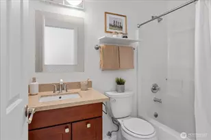 13716 Midvale Ave N, Seattle, WA 98133 - Photo 18