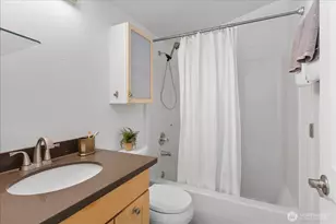 13716 Midvale Ave N, Seattle, WA 98133 - Photo 24