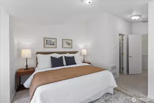 13716 Midvale Ave N, Seattle, WA 98133 - Photo 20