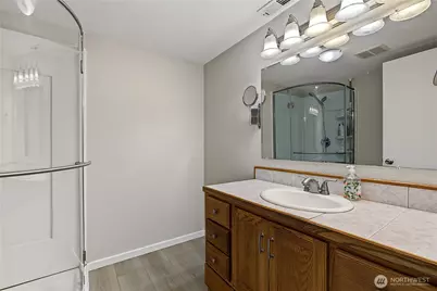 521 208th Avenue E, Bonney Lake, WA 98391 - Photo 26