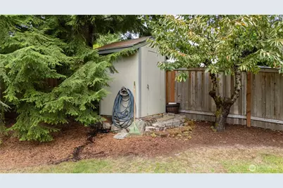 521 208th Avenue E, Bonney Lake, WA 98391 - Photo 38