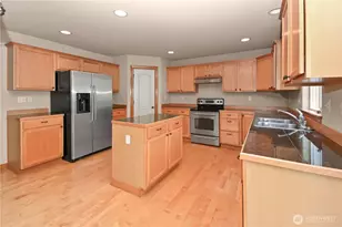 11709 1st Pl SE, Lake Stevens, WA 98258 - Photo 16