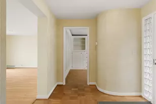 10561 15th Ave NW, Seattle, WA 98177 - Photo 10