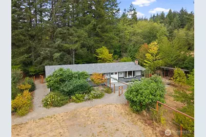 13704 Wright Bliss Road NW, Gig Harbor, WA 98329 - Photo 2