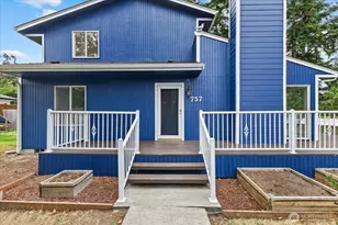 757 Commodore Ln, Camano Island, WA 98282 - Photo 2