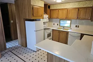 4720 W Davis Rd, Bremerton, WA 98312 - Photo 6