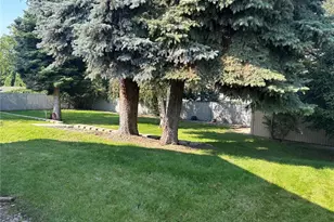 30 S Gilmore, East Wenatchee, WA 98802 - Photo 2