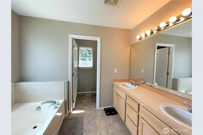 20431 SE 261st Place, Covington, WA 98042 - Photo 20