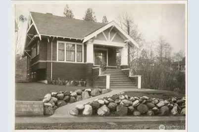 1743 26th Avenue E, Seattle, WA 98112 - Photo 40