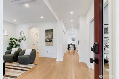 1743 26th Avenue E, Seattle, WA 98112 - Photo 4