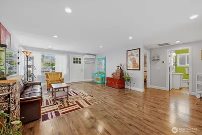 12232 Fremont Avenue N, Seattle, WA 98133 - Photo 6