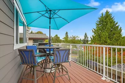 12232 Fremont Avenue N, Seattle, WA 98133 - Photo 12
