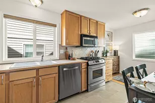 158 15th Ave, Seattle, WA 98122 - Photo 6