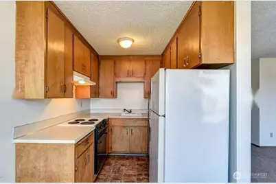 5916 California Avenue SW, Seattle, WA 98136 - Photo 12