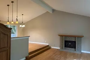 14028 92nd Pl NE, Kirkland, WA 98034 - Photo 2