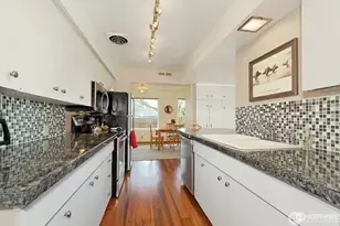 10221 132nd Ave NE, Kirkland, WA 98033 - Photo 4