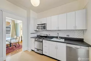 2614 E John St, Seattle, WA 98112 - Photo 6
